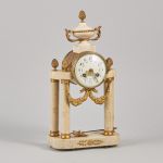 1033 5165 TABLE CLOCK